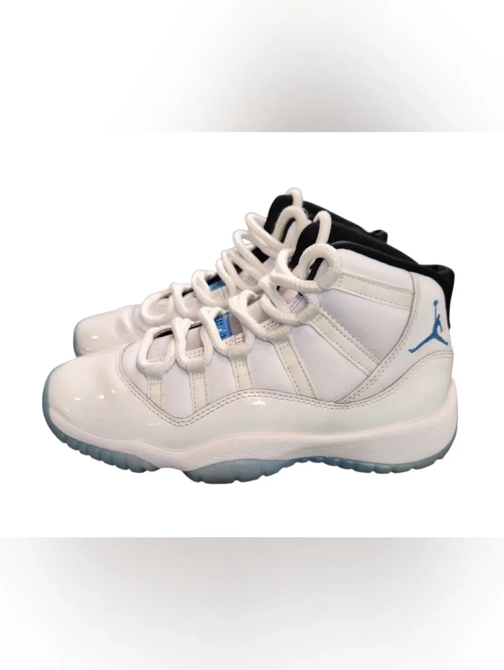 Jordan 11 Retro Legend Blue (2024)